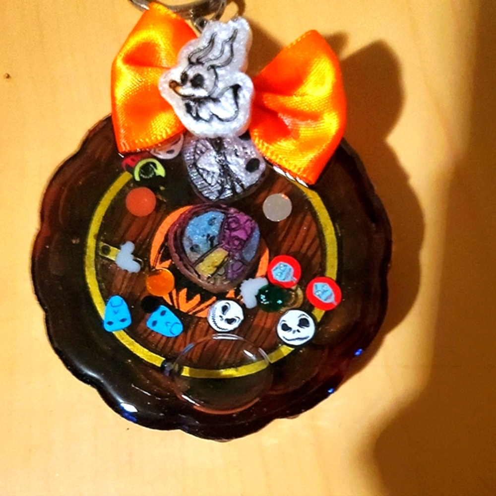 Nightmare before Christmas shaker keychain